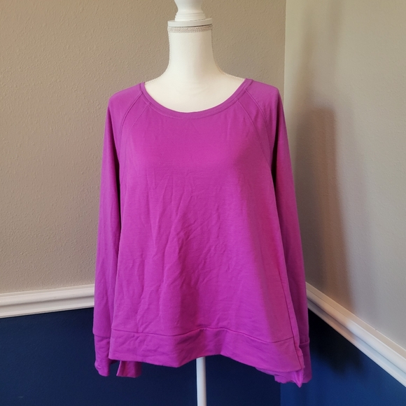 LIVI Active Purple Sweater - Picture 1 of 5